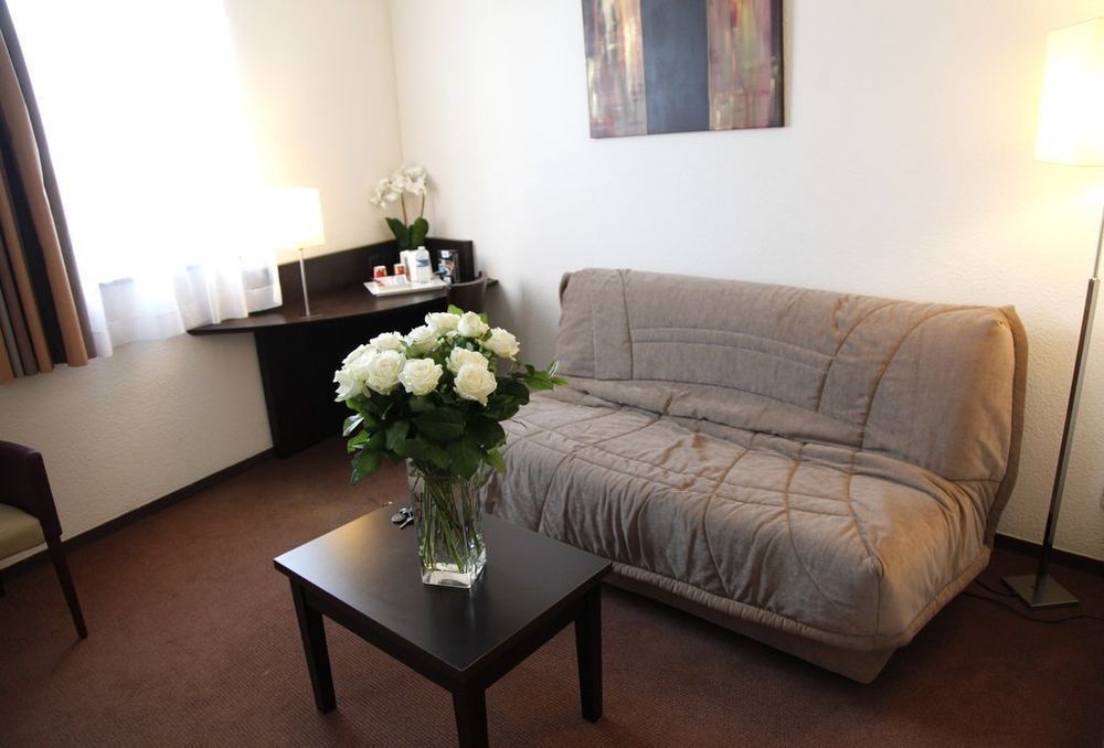Brit Hotel Du Stade Rennes Ouest Ngoại thất bức ảnh