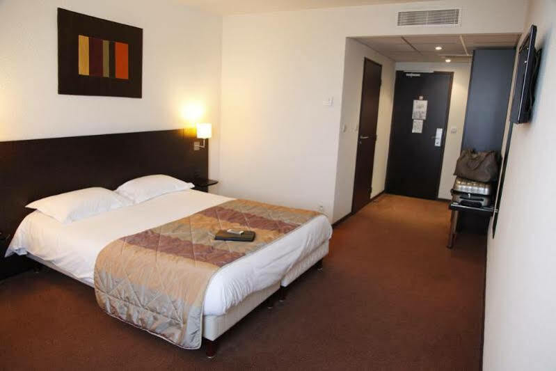Brit Hotel Du Stade Rennes Ouest Ngoại thất bức ảnh